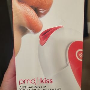 PMD lip plumping kit